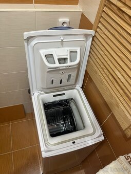 Prodám pračku Whirlpool AWE 4519 - funkční, horní plnění - 2