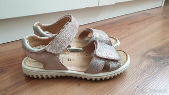 Kožené sandálky Superfit, vel. 28 - 2
