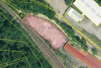 Oplocená, zpevněná ploch 4000m2 - 2