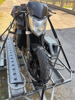 Rozprodam Yamaha Fz1N na nahradni dily - 2