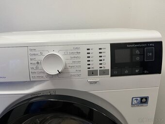 Prodám úzkou pračku electrolux - 2