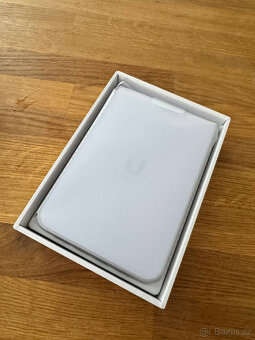 Ubiquiti UniFi 6 In-Wall - NOVY - 2