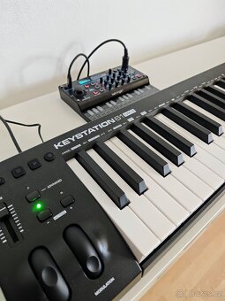 M-Audio Keystation 61 MK3 včetně stojanu - 2