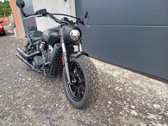 Indian Scout bobber 1200 jekill hyde - 2