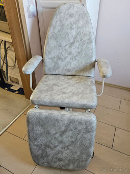 Kosmetické lehátko - polohovatelné - 2
