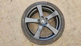 Zimní Sada Alu 5x114.3 215/40 R18 Dezent Hyundai i20N - 2