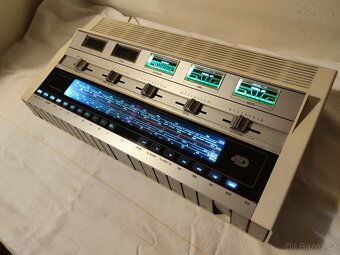 GRUNDIG RTV-820 - 2
