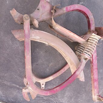 JAWA PAŘEZ PAŘIZEK 555 RAM VIDLE PODBLATNIK - 2