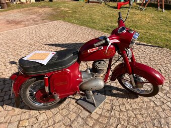 Prodam CZ 125 typ 453 delux - 2