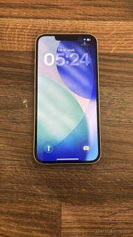 IPhone 13 (128gb) - 2