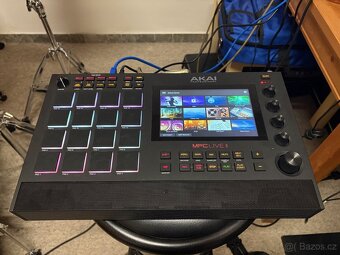 Akai MPC Live II Sampler + Magma case + SD 256 GB - 2