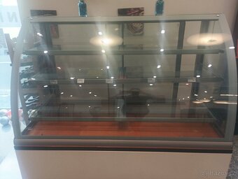 Chladící vitrína - 2