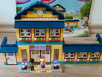 LEGO Friends 41005 Střední škola v Heartlake - 2