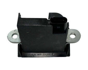 Zámek pátých dveří 5G0827505A VW Golf 7 kombi r.v. 2016 - 2