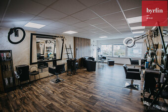Prodej kadeřnického salónu Opava - 2
