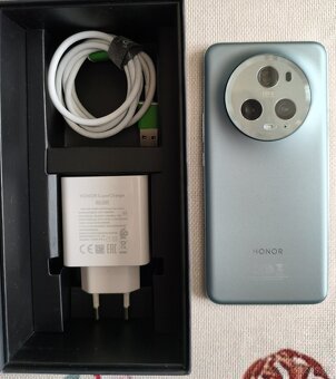 Honor Magic5 Pro 512GB. CZ záruka do 05/2026 - 2