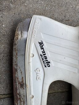 Pánské brusle, vel. 43 - 2