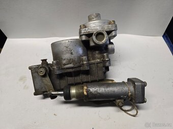 Zátěžový regulátor brzd PAL 443612401 (Tatra) - 2