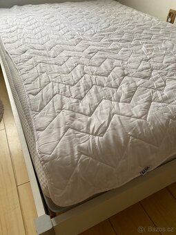 Postel s matraci a roštem - 2