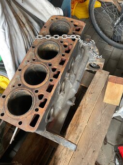 Blok motoru Zetor forterra - 2