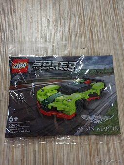 LEGO polybagy AUTA - 2