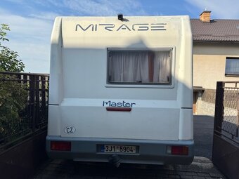 Obytný automobil RENAULT - 2