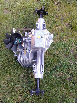 Převodovka Hydrogear 1500 poloosa 25,4 mm - 2