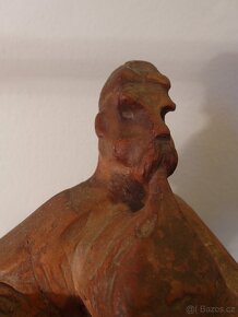 Socha z pálené hlíny - Dudák - 33 cm. - 2