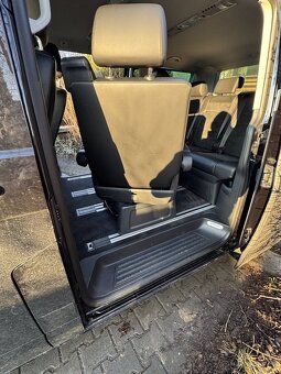 otočné sedačky z prostřední řady pro Volkswagen Multivan T6 - 2