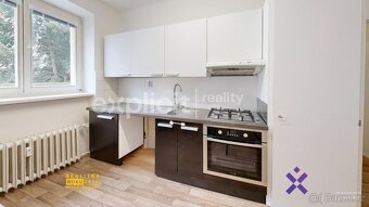 Pronájem bytu 2+1, 52 m2 - Zlín, ev.č. 02246 - 2