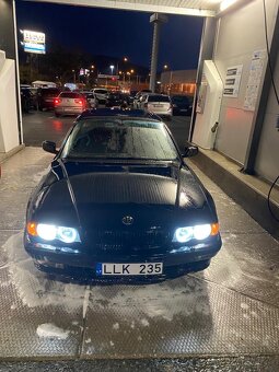 BMW E38 740il V8 LONG - 2