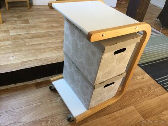 Pojizdny stul Ikea na koleckach - 2