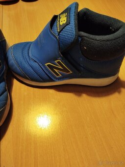 Chlapecké boty NIKE vel. 33 - 2