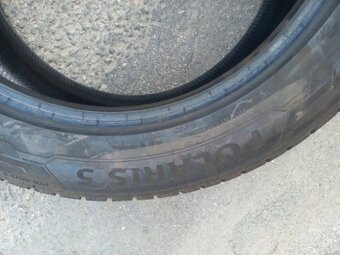 Barum Polaris 235/55 R19 V XL - 2