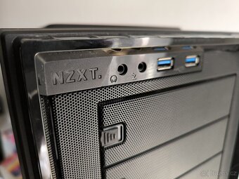 pocitacovy skrin nzxt - 2