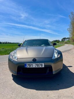 Nissan 370Z - 2