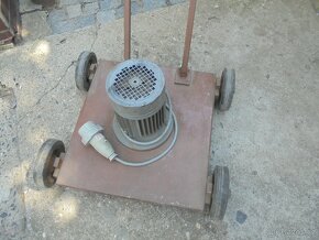 elekt. sekačka - 2
