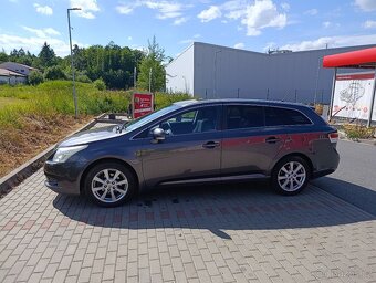 Prodám Toyota Avensis 2,0 D 93KW r.v. 2011 - 2