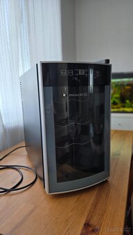 Vinoteka Philco pw8 - 2