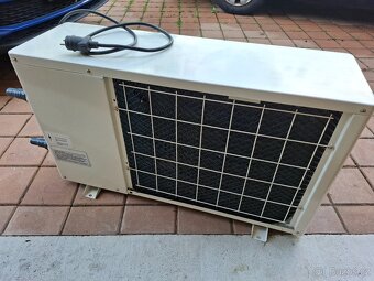 Tepelné čerpadlo k bazénu 10kW - 2