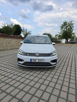 VW Touran 2.0 140kw R-line DSG PANORAMA, WEBASTO - 2
