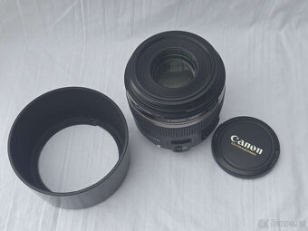 Canon EF-S 60 mm f/2,8 Macro USM + clona - 2
