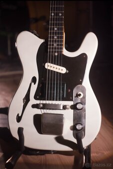 Kytara Jolana Vikomt - 2