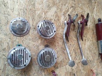 Jawa kývačka, panelka, ČZ - 2