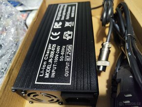 Rychlá nabíječka 67.2 5A - 2