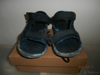 Sandále 33 / 19,5 - 21 cm a žabky 26 - 27 / 17,5 cm - 2