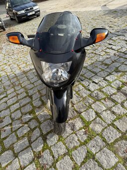 Honda cbr 1100 xx blackbird - 2