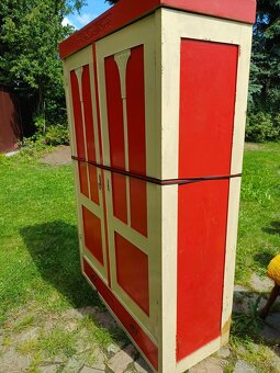 Starožitné skříně, vintage - 2