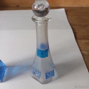 2x karafa menší - 2