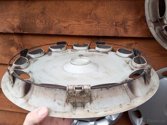 Poklice Volvo, Sada 9173282 - 2